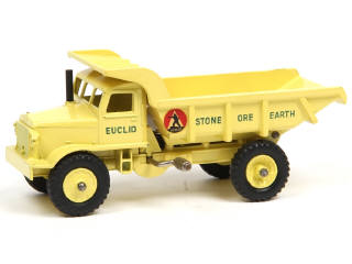 Lot 331 - DINKY TOYS (GB) (1)