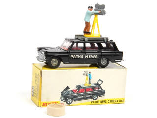Lot 293 - DINKY TOYS (GB) (1)