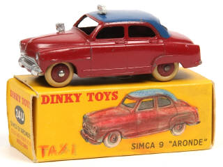 Lot 357 - DINKY TOYS (FRANCE) (1)