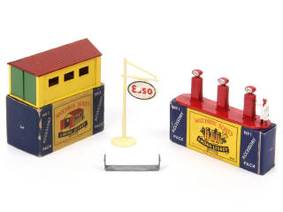 Lot 354 - MATCHBOX (GB) (2)