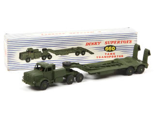 Lot 230 - DINKY TOYS (GB) (1)