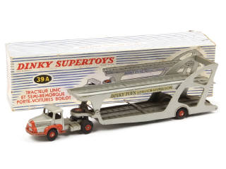 Lot 378 - DINKY TOYS (FRANCE) (1)