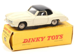 Lot 334 - DINKY TOYS (FRANCE) (1)