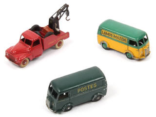Lot 447 - DINKY TOYS (FRANCE) (3)