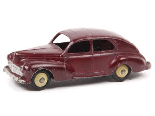 Lot 311 - DINKY TOYS (FRANCE) (1)