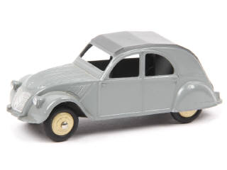Lot 319 - DINKY TOYS (FRANCE) (1)