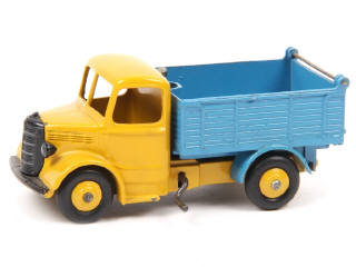 Lot 228 - DINKY TOYS (GB) (1)