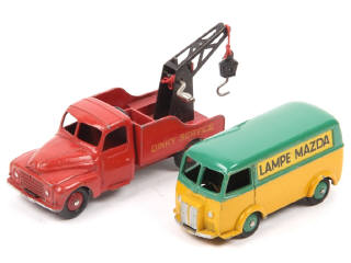 Lot 416 - DINKY TOYS (FRANCE) (2)
