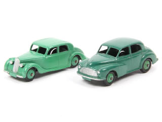 Lot 246 - DINKY TOYS (GB) (2)