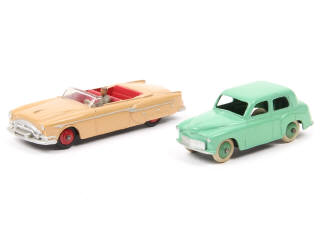Lot 252 - DINKY TOYS (GB) (2)