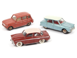 Lot 475 - DINKY TOYS (FRANCE) (3)