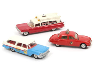 Lot 228 - CORGI TOYS (GB) (3)