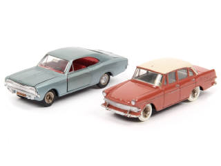 Lot 473 - DINKY TOYS (FRANCE) (2)
