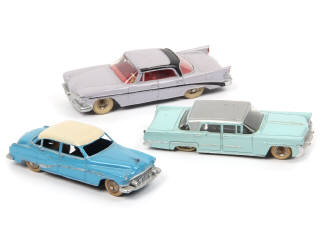 Lot 477 - DINKY TOYS (FRANCE) (3)
