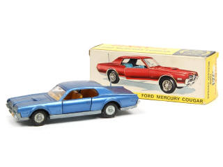 Lot 262 - DINKY TOYS (GB) (1)