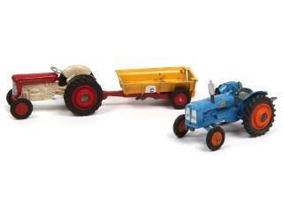 Lot 234 - CORGI TOYS (GB) (3)