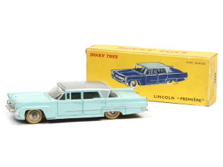Lot 409 - DINKY TOYS (FRANCE) (1)