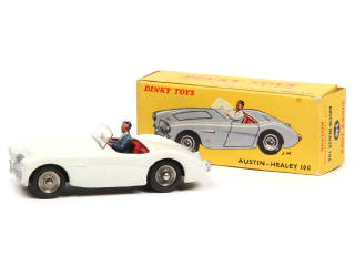 Lot 412 - DINKY TOYS (FRANCE) (1)