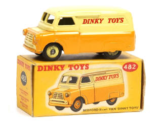 Lot 299 - DINKY TOYS (GB) (1)