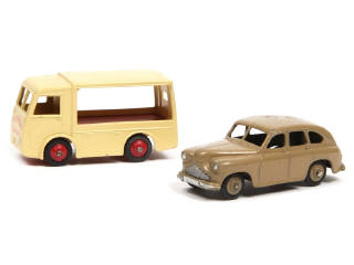 Lot 345 - DINKY TOYS (GB) (2)