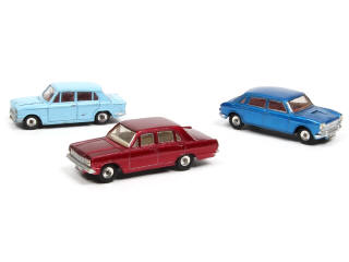 Lot 347 - DINKY TOYS (GB) (3)