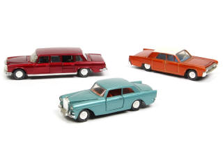 Lot 348 - DINKY TOYS (GB) (3)