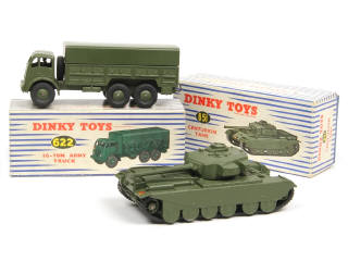 Lot 382 - DINKY TOYS (GB) (2)
