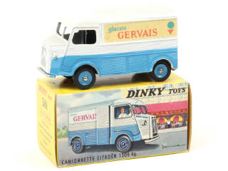 Lot 674 - DINKY TOYS (FRANCE) (1)