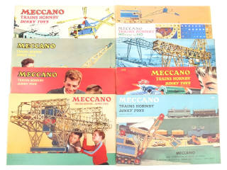 Lot 245 - MECCANO (FRANCE) (8)