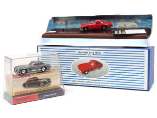 Lot 302 - DINKY TOYS (USA) (2)