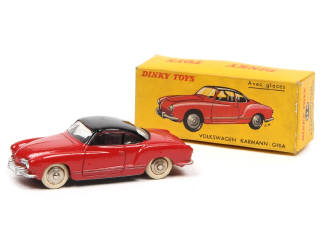 Lot 348 - DINKY TOYS (FRANCE) (1)