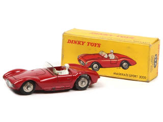 Lot 357 - DINKY TOYS (FRANCE) (1)
