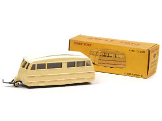 Lot 375 - DINKY TOYS (FRANCE) (1)