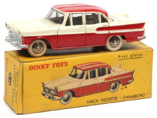 Lot 335 - DINKY TOYS (FRANCE) (1)