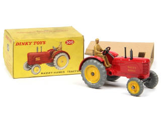Lot 272 - DINKY TOYS (GB) (1)