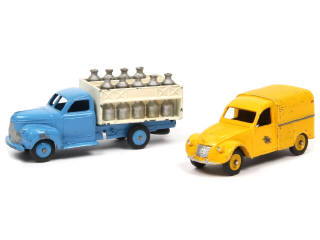 Lot 412 - DINKY TOYS (FRANCE) (2)