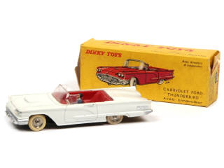 Lot 340 - DINKY TOYS (FRANCE) (1)
