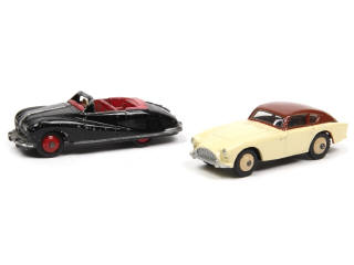 Lot 293 - DINKY TOYS (GB) (2)