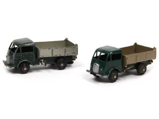 Lot 415 - DINKY TOYS (FRANCE) (2)