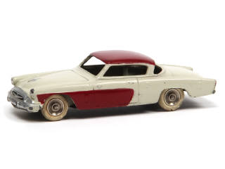 Lot 411 - DINKY TOYS (FRANCE) (1)