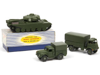 Lot 380 - DINKY TOYS (GB) (3)
