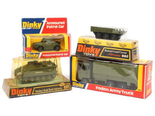 Lot 386 - DINKY TOYS (GB) (4)