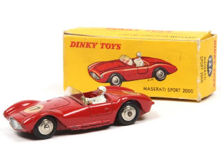 Lot 387 - DINKY TOYS (FRANCE) (1)