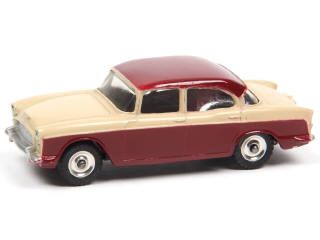 Lot 318 - DINKY TOYS (GB) (1)