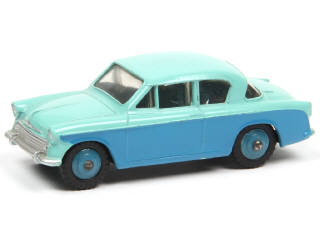 Lot 320 - DINKY TOYS (GB) (1)