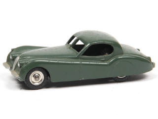 Lot 326 - DINKY TOYS (GB) (1)