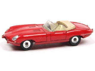 Lot 328 - DINKY TOYS (GB) (1)