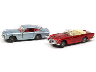 Lot 345 - DINKY TOYS (GB) (2)