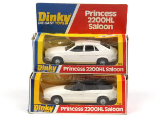 Lot 312 - DINKY TOYS (GB) (2)