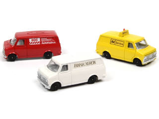 Lot 365 - DINKY TOYS (GB) (3)